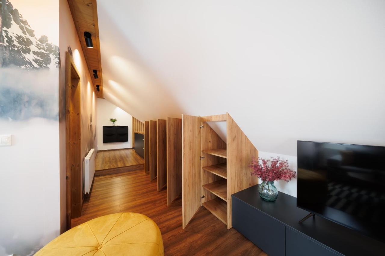Cozy Mountain Attic Apartment In High Tatras Vel'ka Lomnica Buitenkant foto